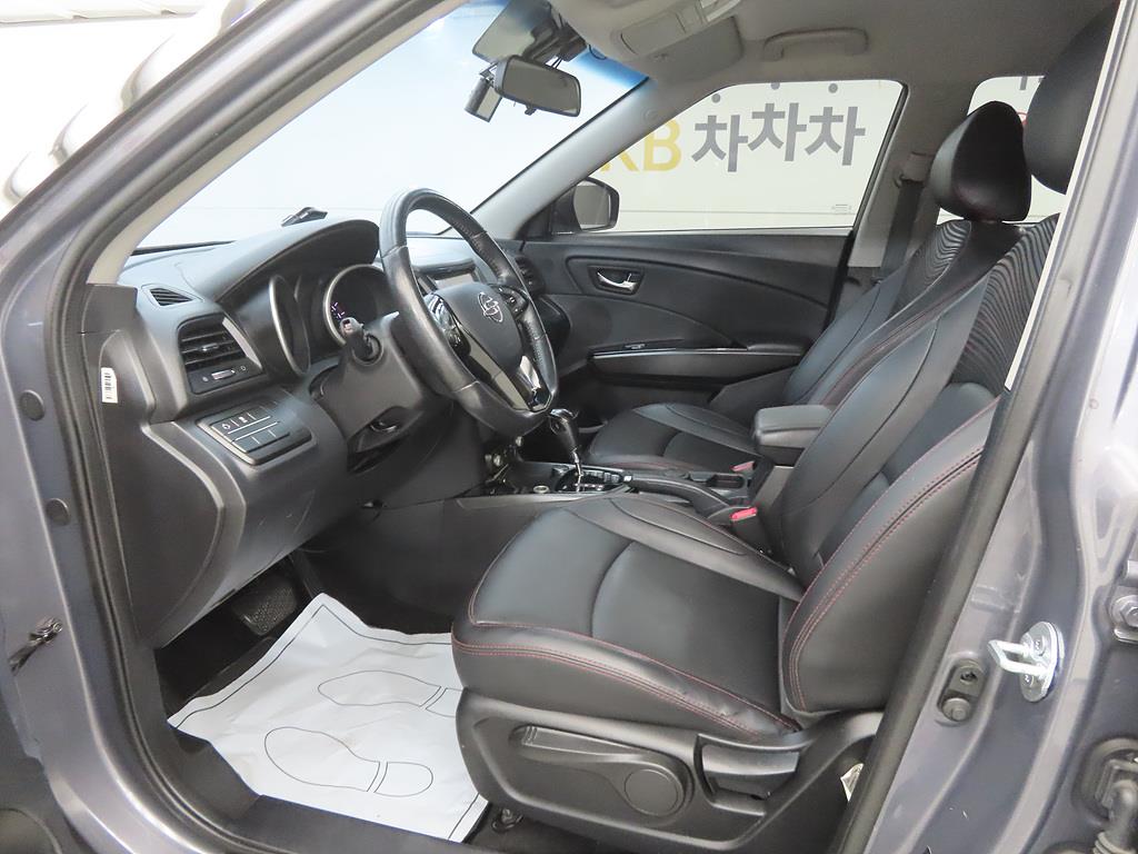 Ssangyong Tivoli - Vista 7
