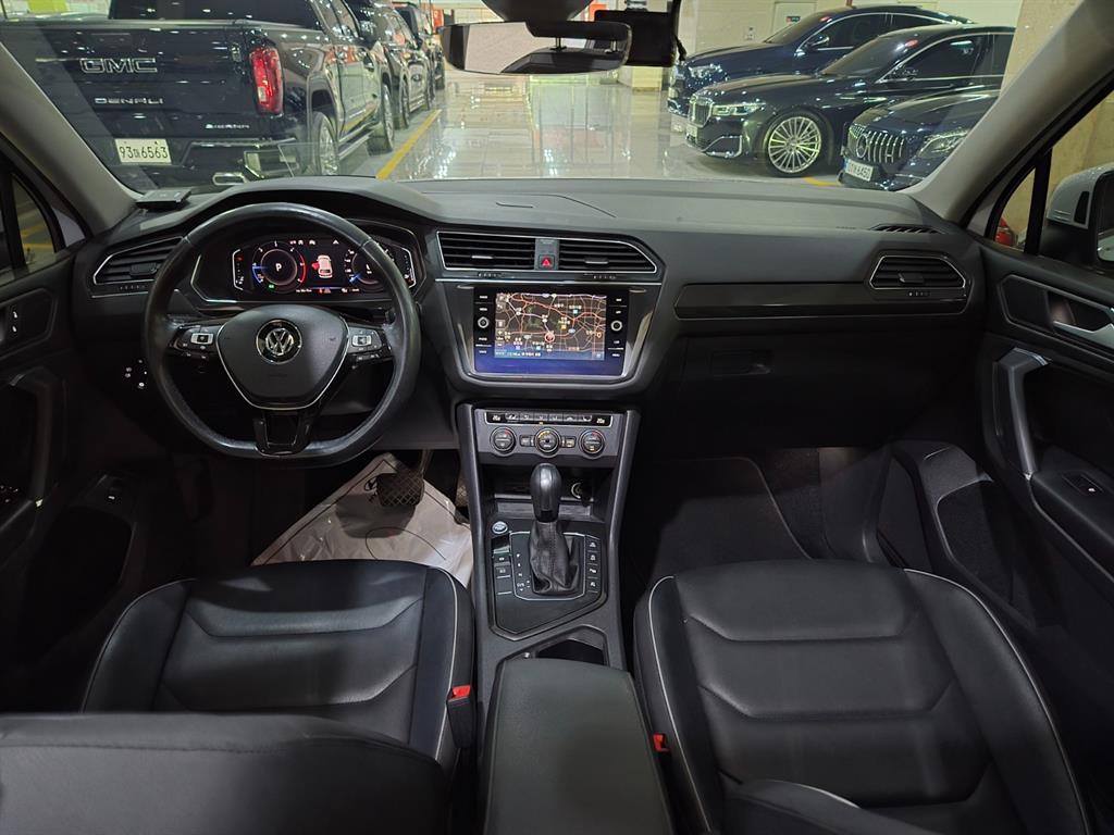 Volkswagen Tiguan - Vista 9