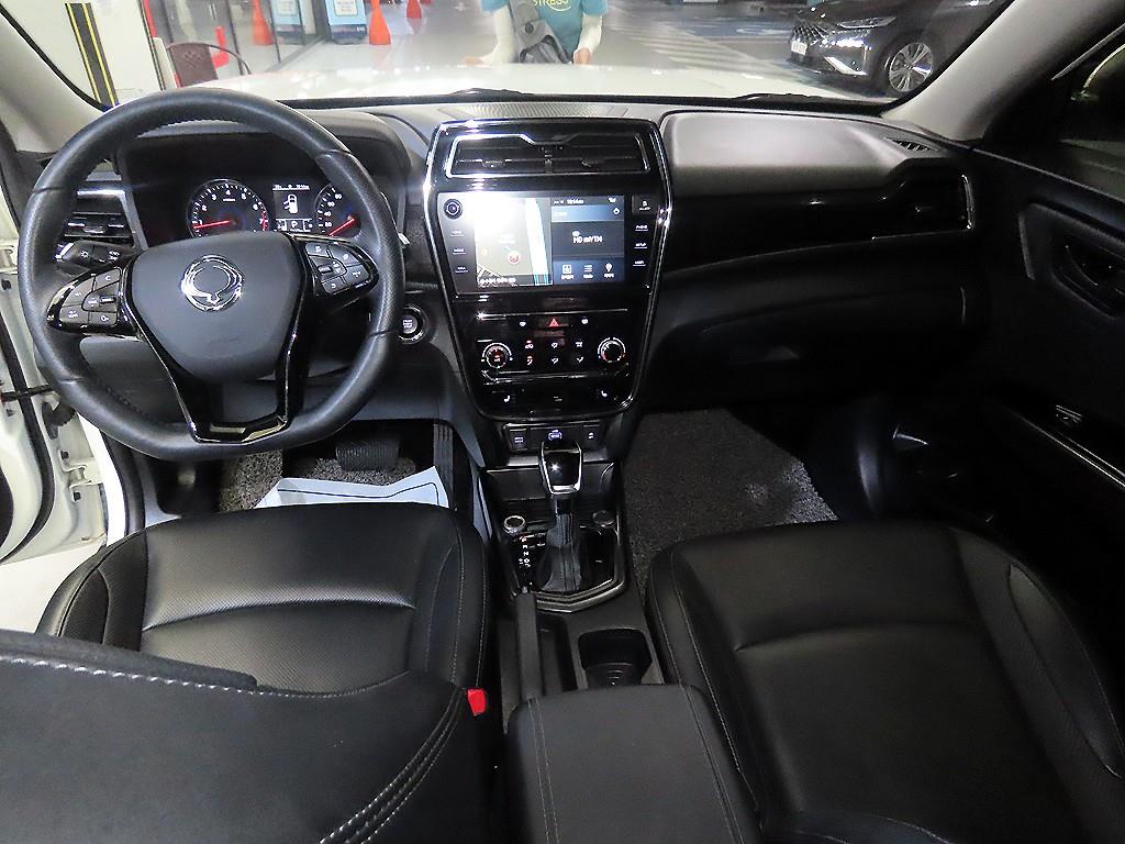 Ssangyong Tivoli - Vista 12
