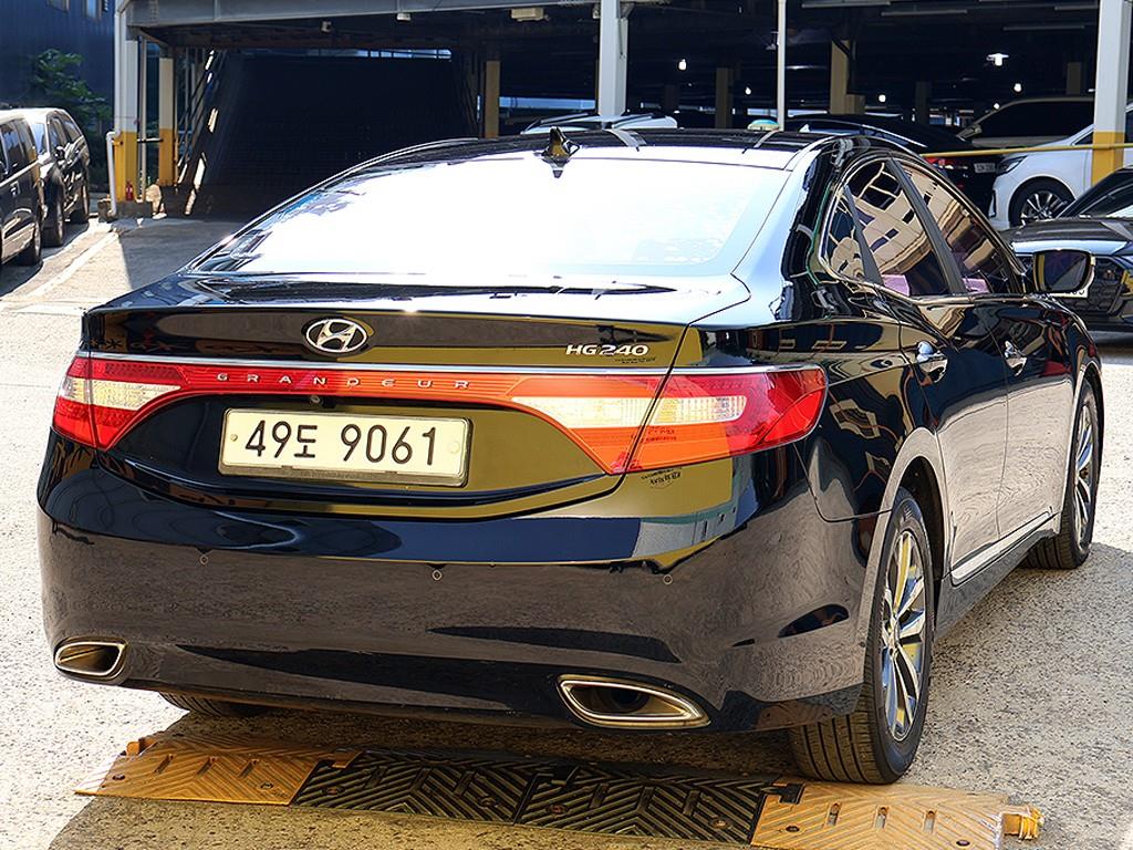 HYUNDAI Grandeur - Vista 6