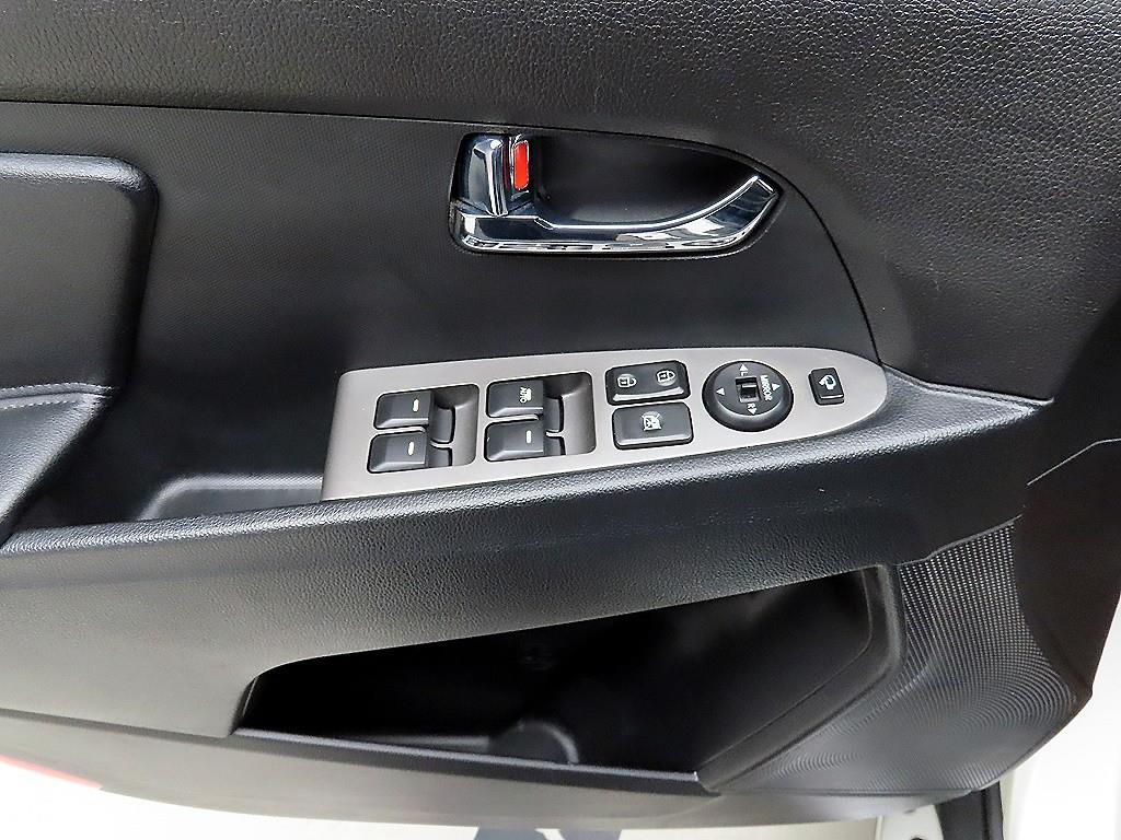 KIA Sportage 2014 Blanco - Importación desde Corea - HF Imports Iquique - Foto 13