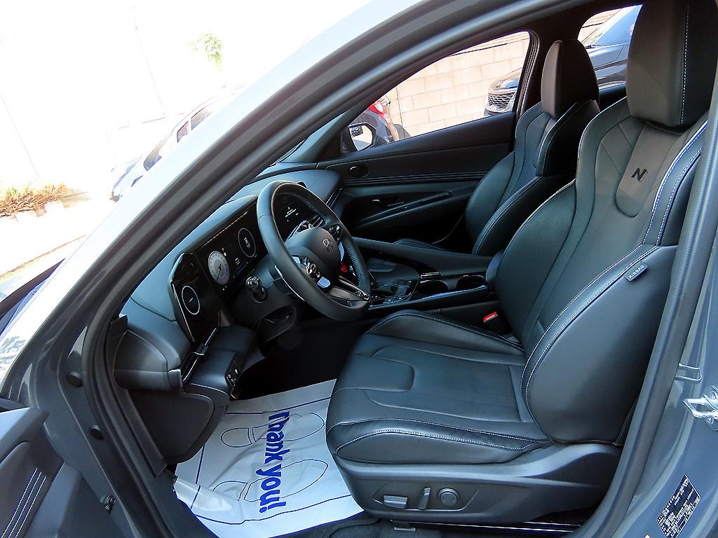 HYUNDAI Avante - Vista 7