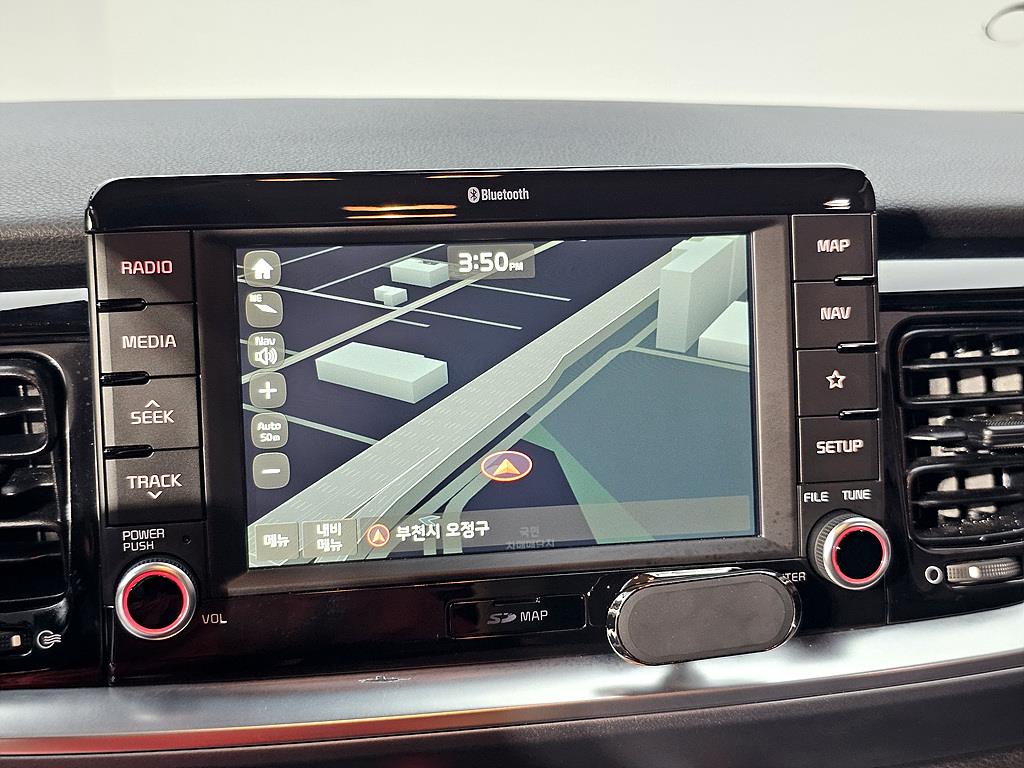 KIA Stonic 2018 Blanco - Importación desde Corea - HF Imports Iquique - Foto 14