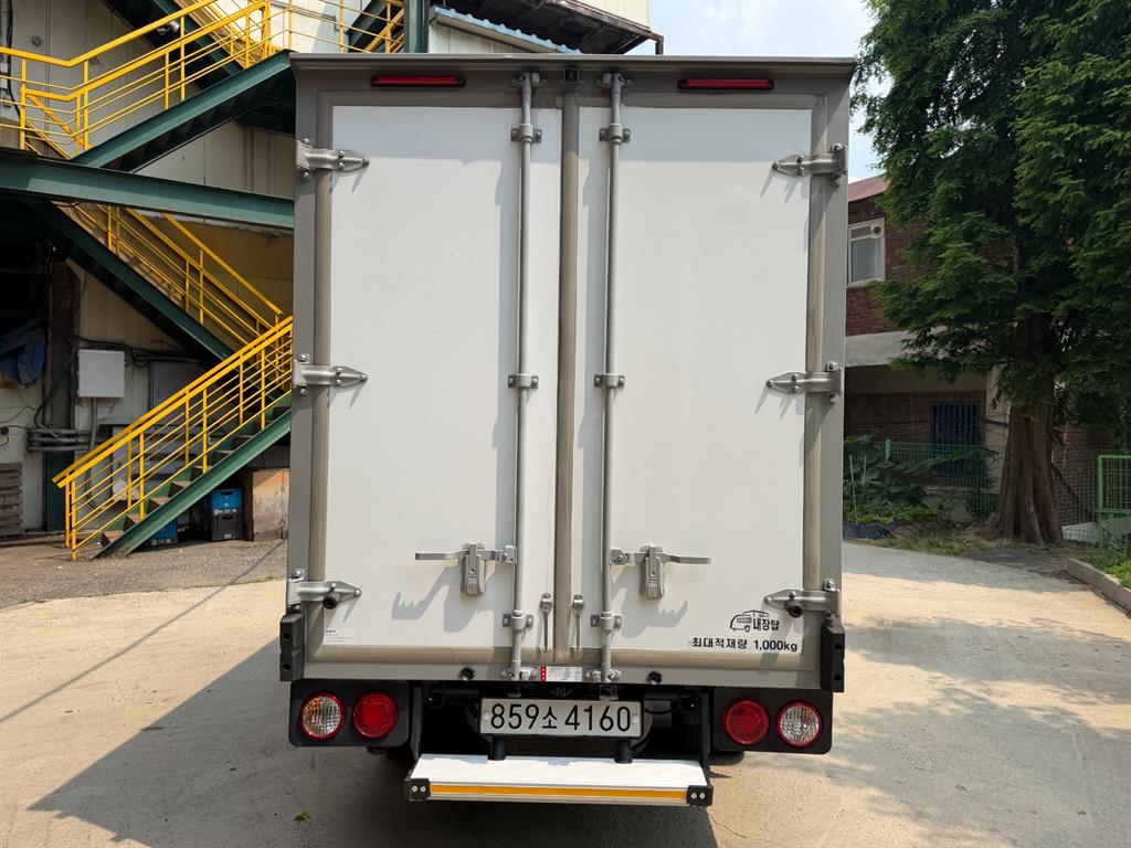 Small Truck Normal Box(High Deck) - Vista 6