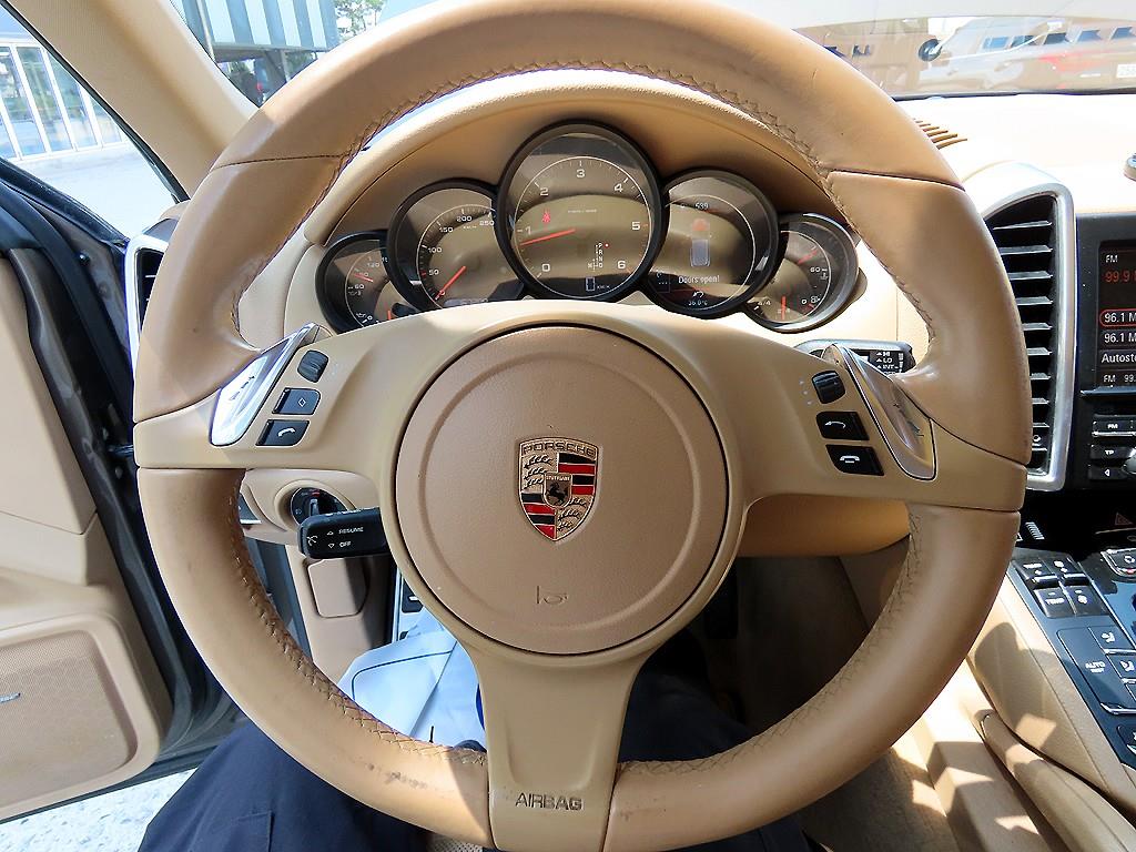 Porsche Cayenne - Vista 10