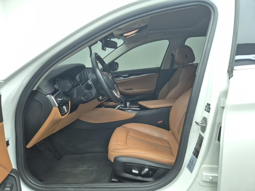 BMW 5 Series 2018 Blanco - Importación desde Corea - HF Imports Iquique - Foto 13
