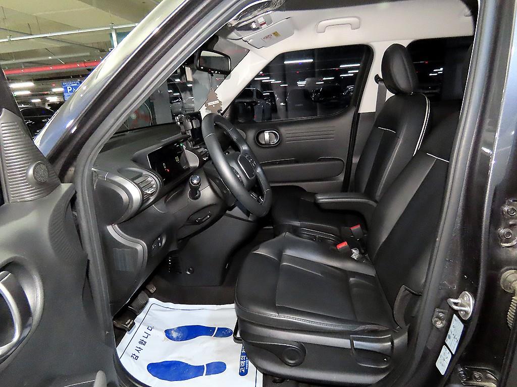 HYUNDAI Casper - Vista 8