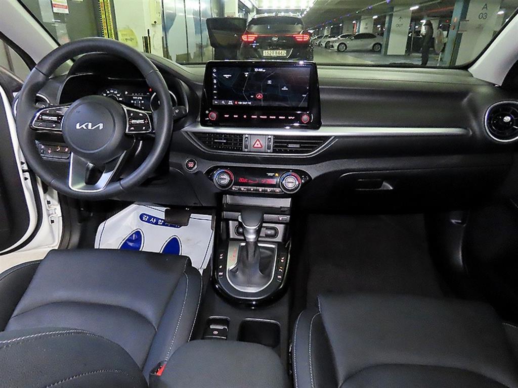 KIA K3 - Vista 12