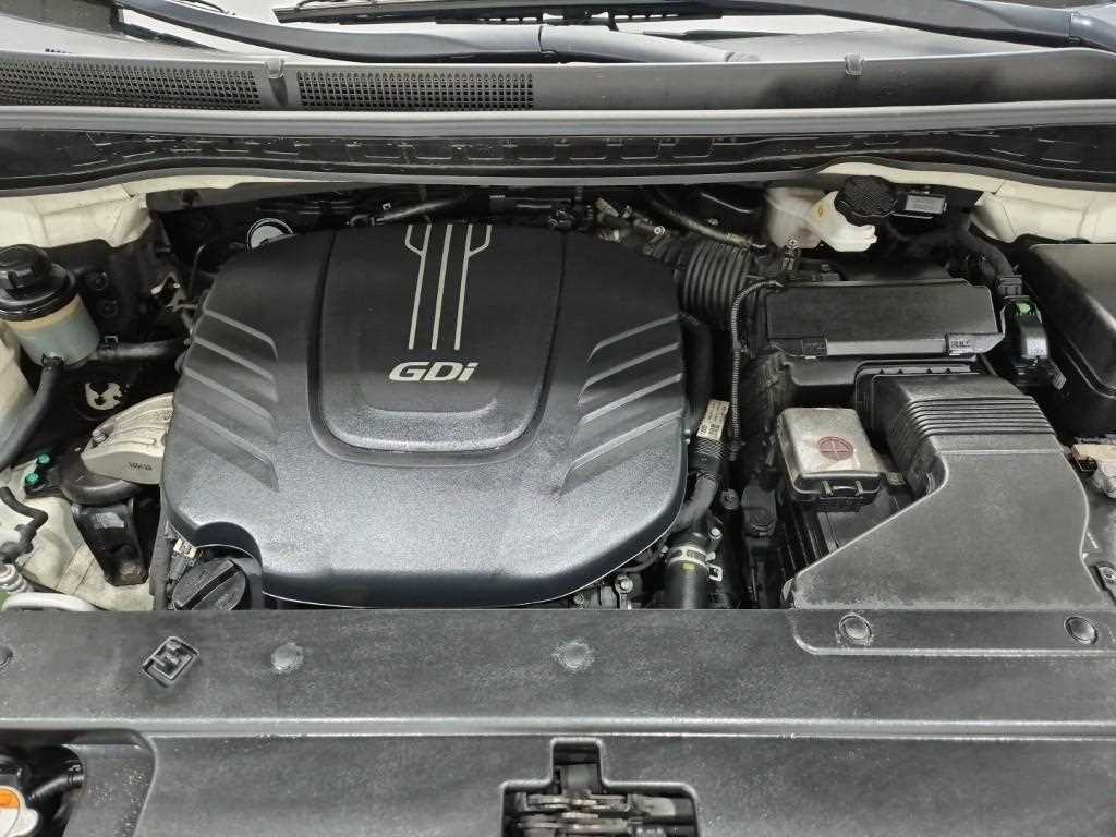 KIA Carnival - Vista 7