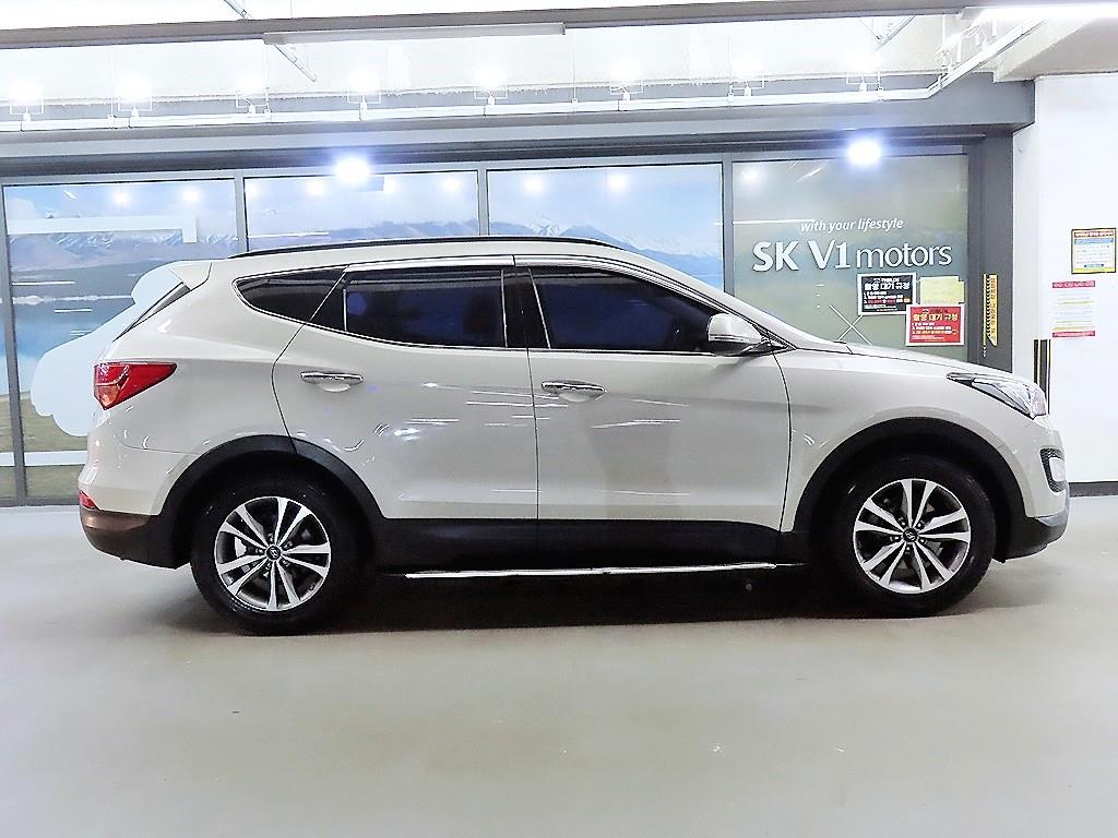 HYUNDAI Santa Fe - Vista 3