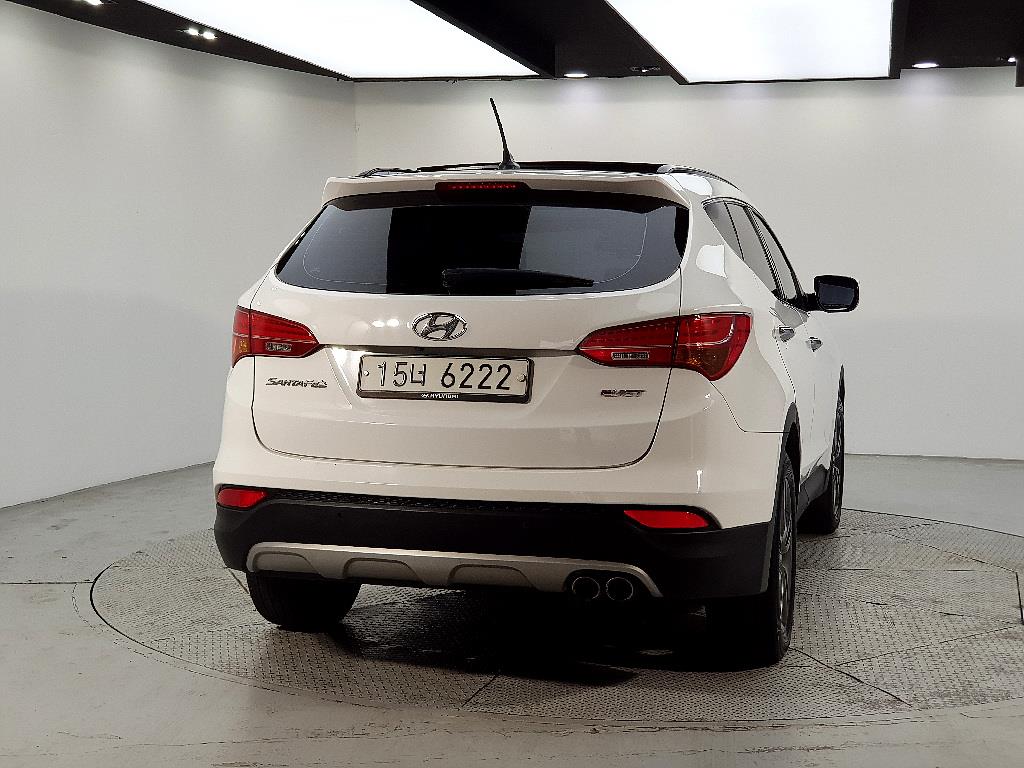 HYUNDAI Santa Fe - Vista 3