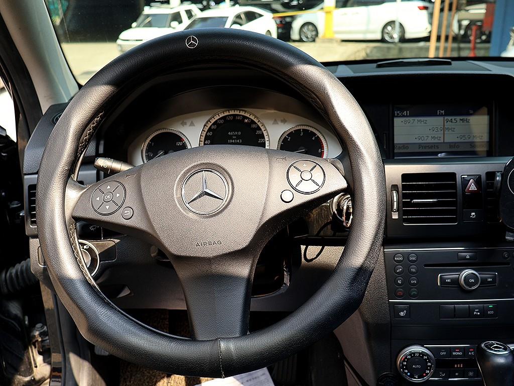 Mercedes Benz GLK Class - Vista 10
