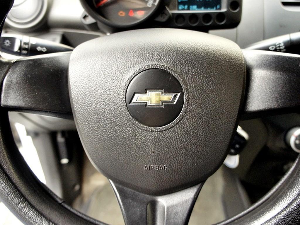 Chevrolet Spark - Vista 10