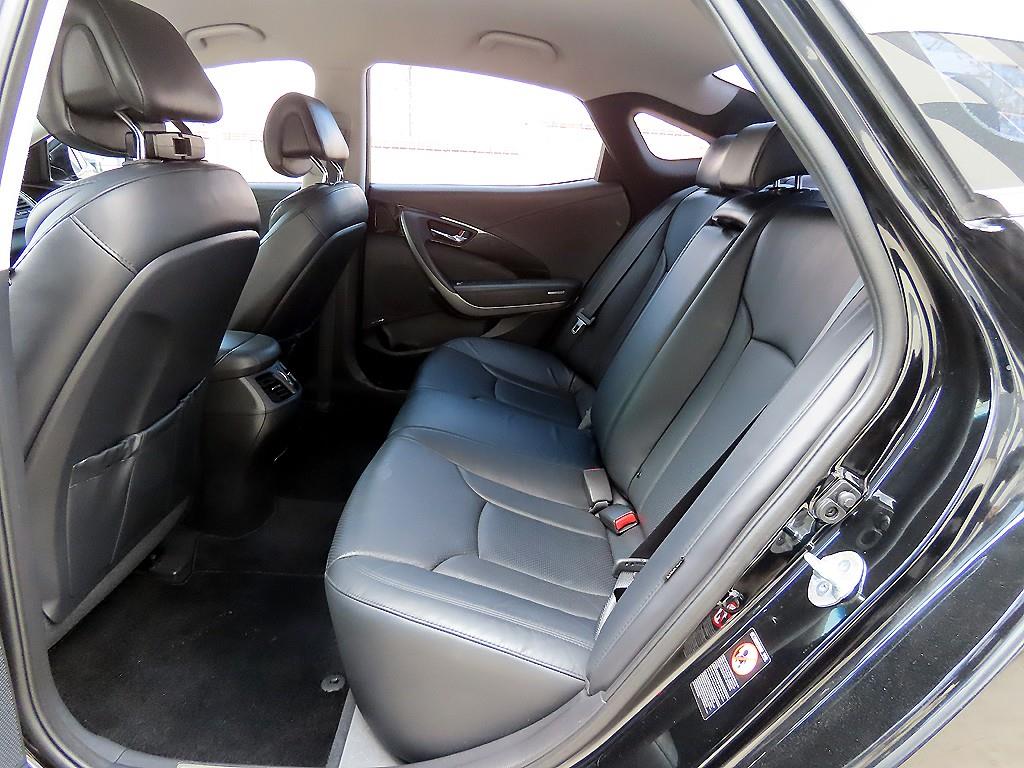 HYUNDAI Grandeur - Vista 8