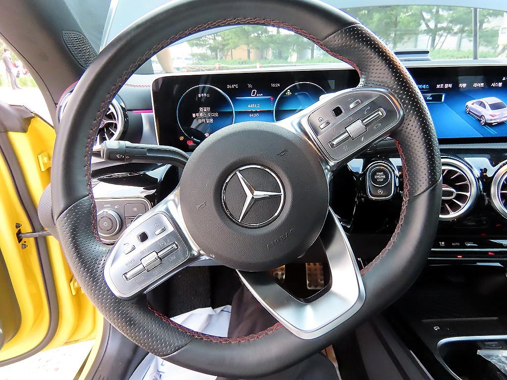 Mercedes Benz CLA Class - Vista 10
