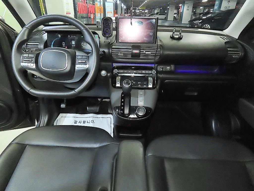 HYUNDAI Casper - Vista 12