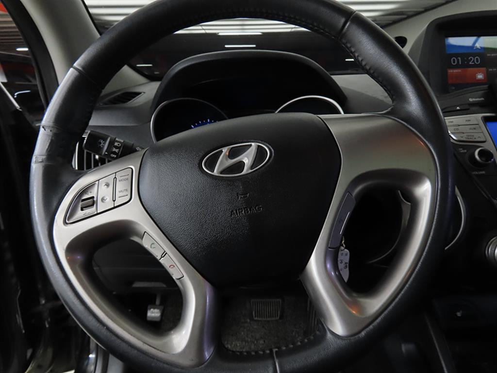 HYUNDAI Tucson - Vista 10