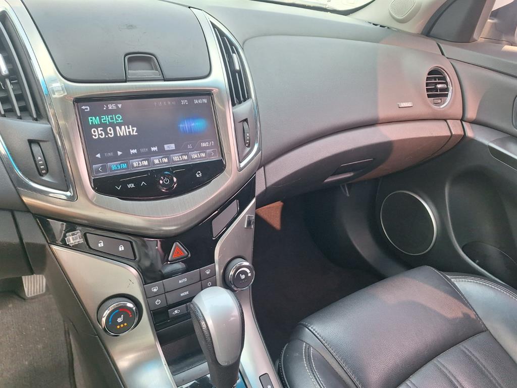 Chevrolet Cruise - Vista 12