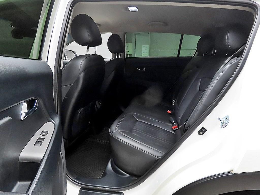 KIA Sportage - Vista 8