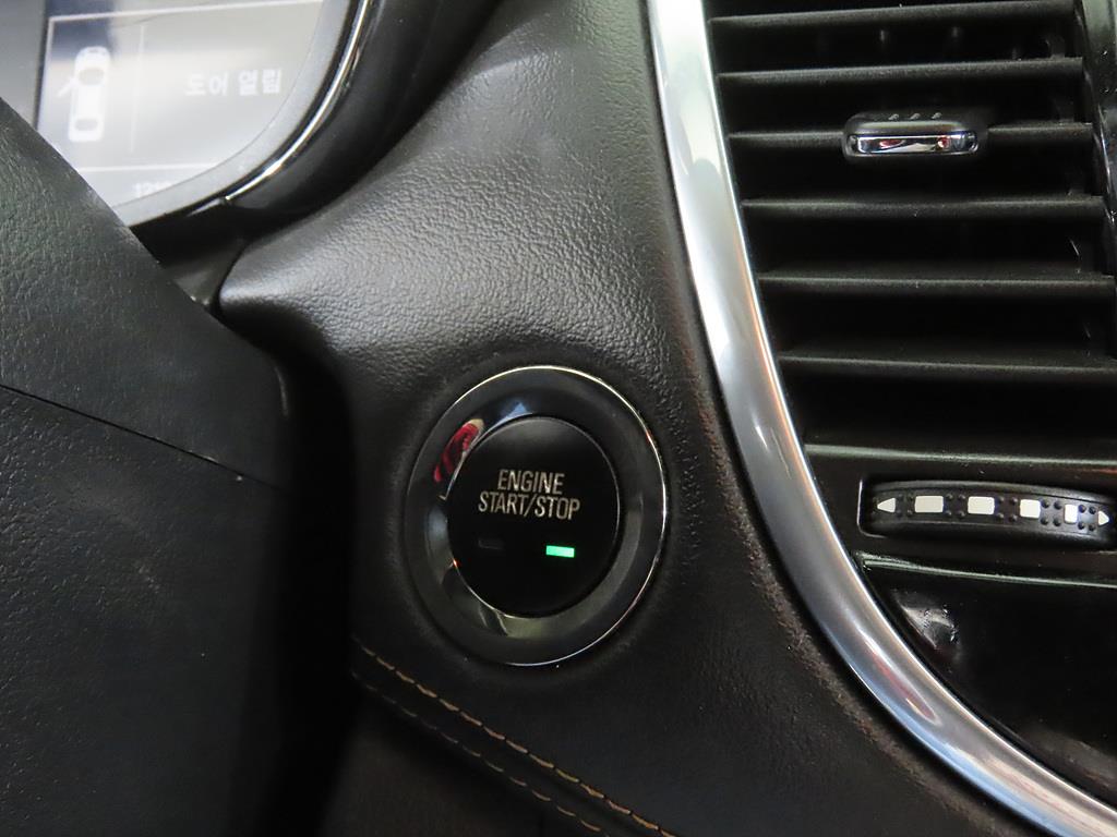 Chevrolet Trax 2017 Negro - Importación desde Corea - HF Imports Iquique - Foto 18