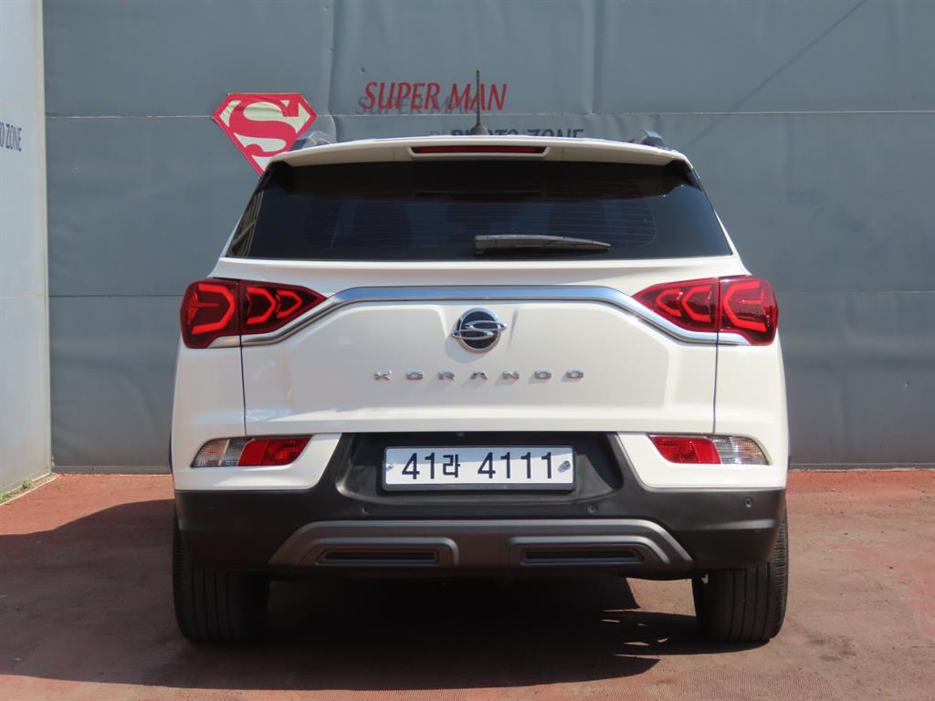Ssangyong Korando - Vista 6