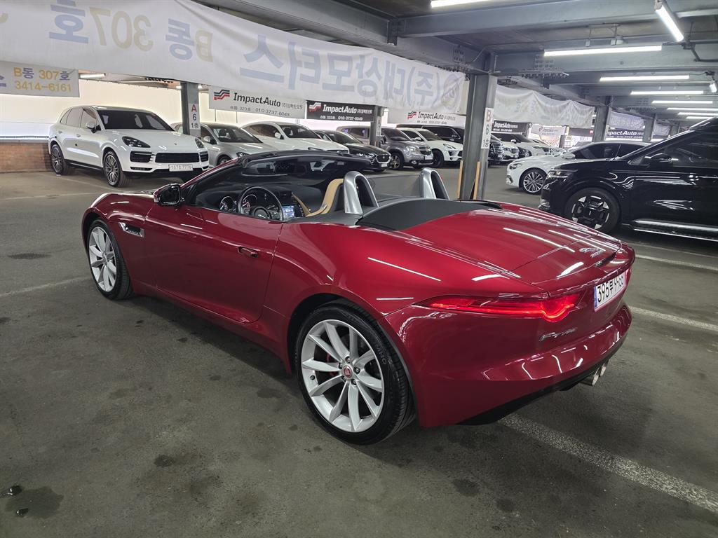 Jaguar F-TYPE - Vista 6