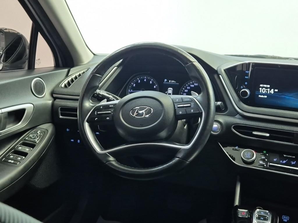 HYUNDAI Sonata - Vista 11