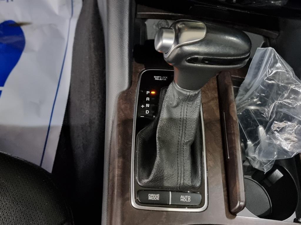 KIA K9 - Vista 10