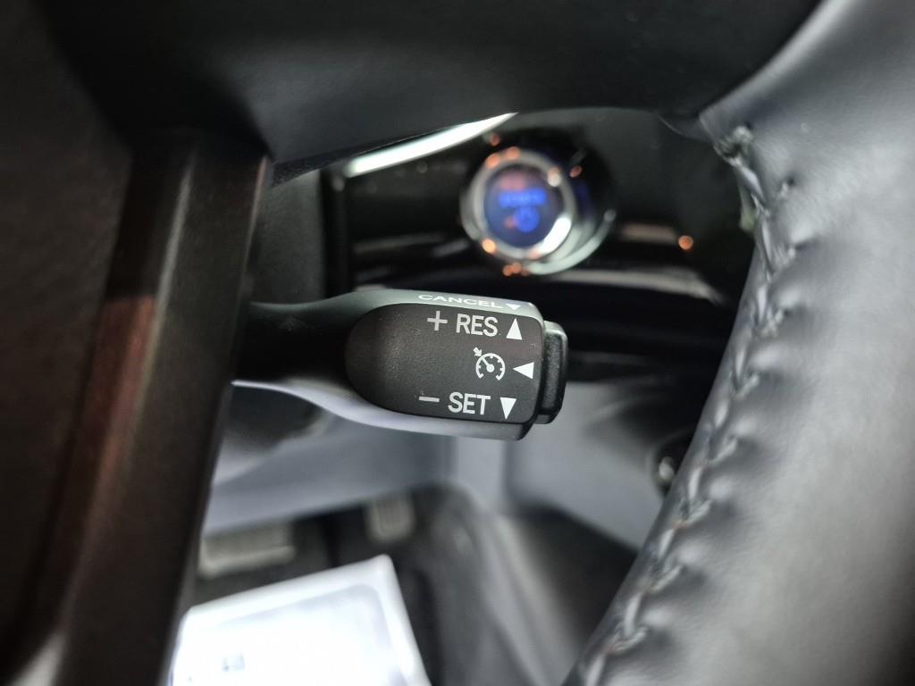 Toyota Prius 2019 Blanco - Importación desde Corea - HF Imports Iquique - Foto 17