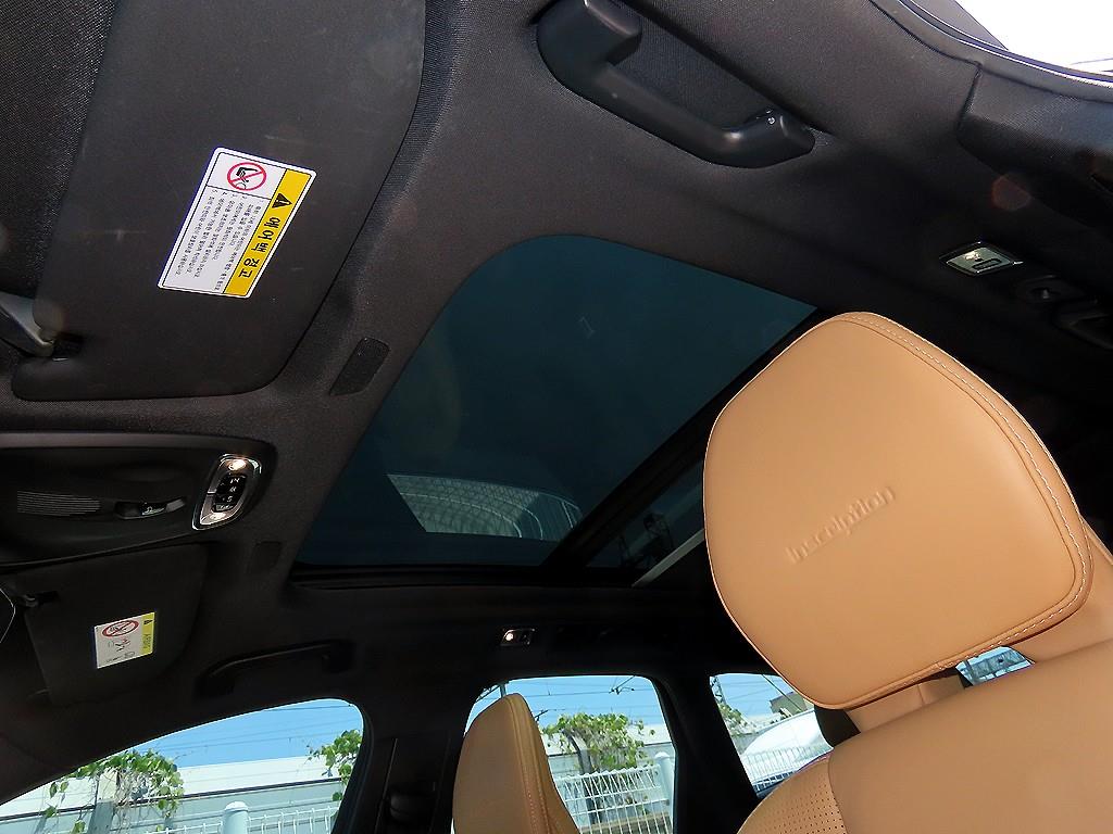 Volvo XC60 2019 Gris - Importación desde Corea - HF Imports Iquique - Foto 18