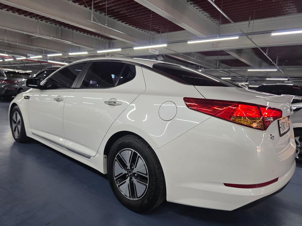 KIA K5 - Vista 8
