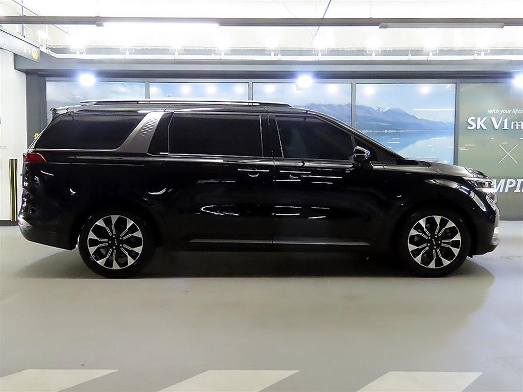 KIA Carnival - Vista 3