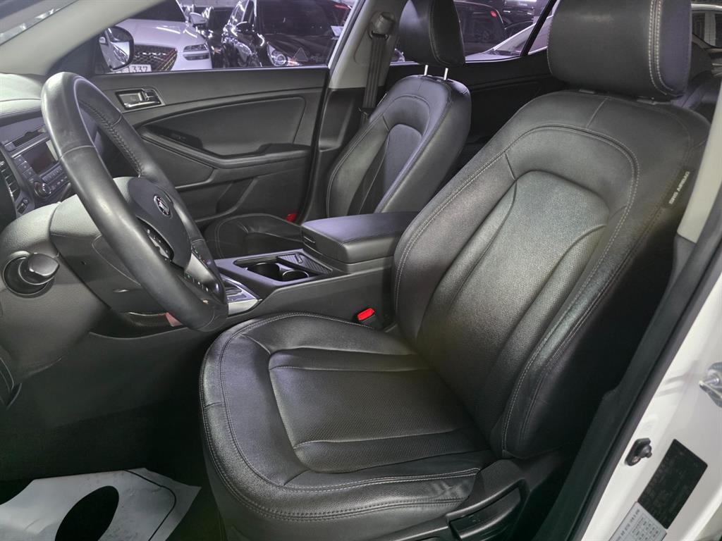 KIA K5 - Vista 10