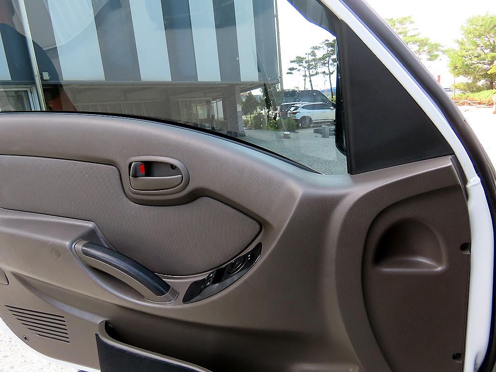 Small Truck Normal Box(High Deck) 2022 Blanco - Importación desde Corea - HF Imports Iquique - Foto 14