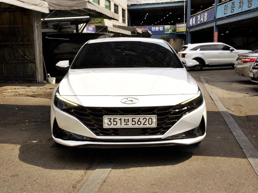 HYUNDAI Avante 2022 Blanco - Importación desde Corea - HF Imports Iquique - Foto 1