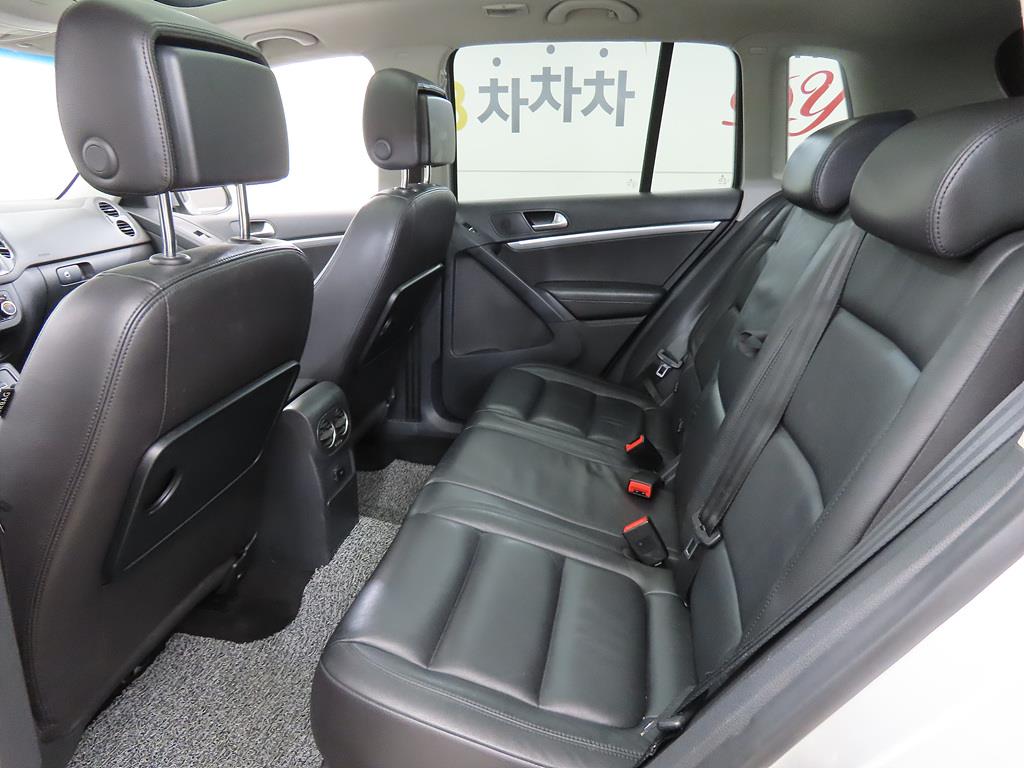 Volkswagen Tiguan - Vista 8