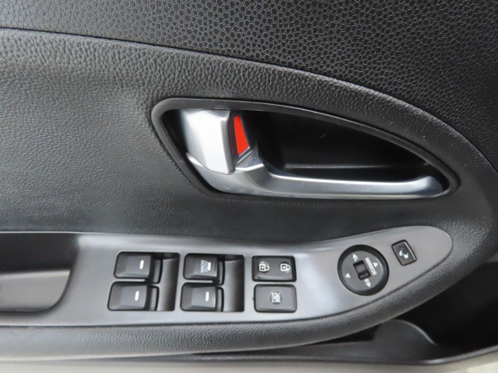 KIA Morning - Vista 11