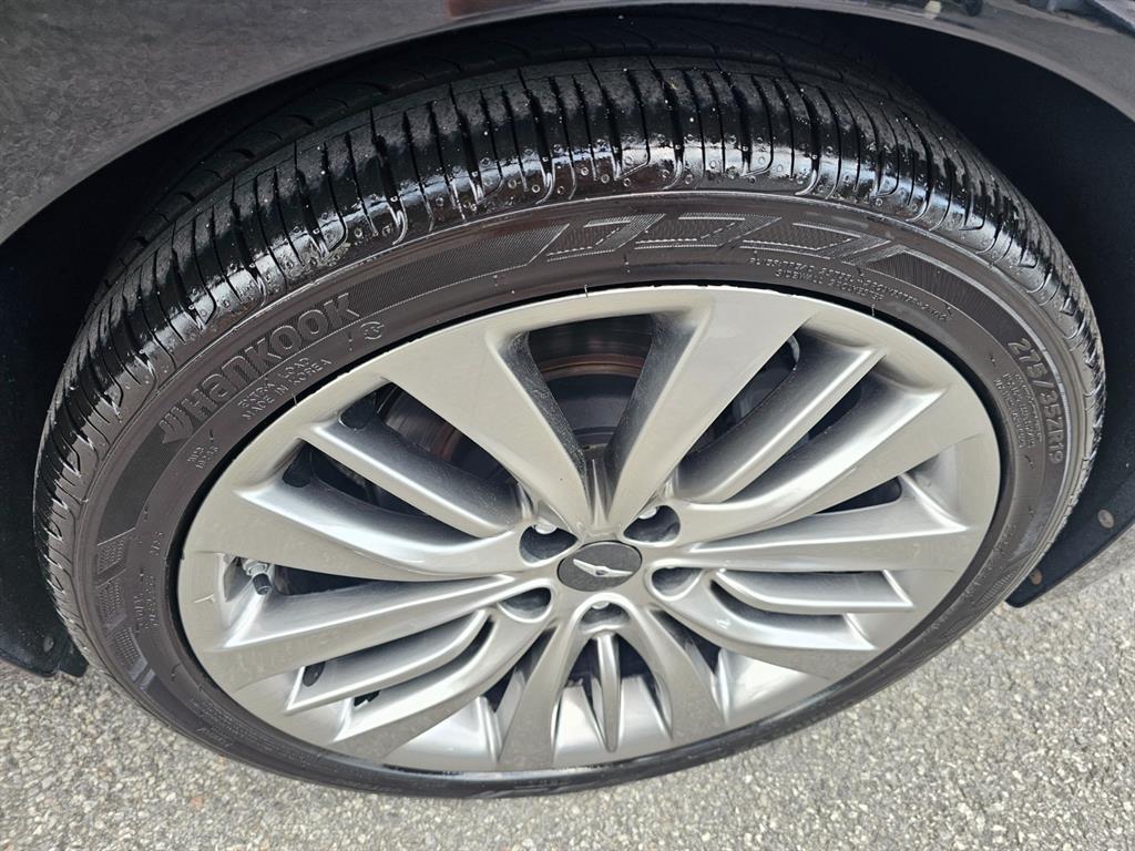 Genesis G80 - Vista 9