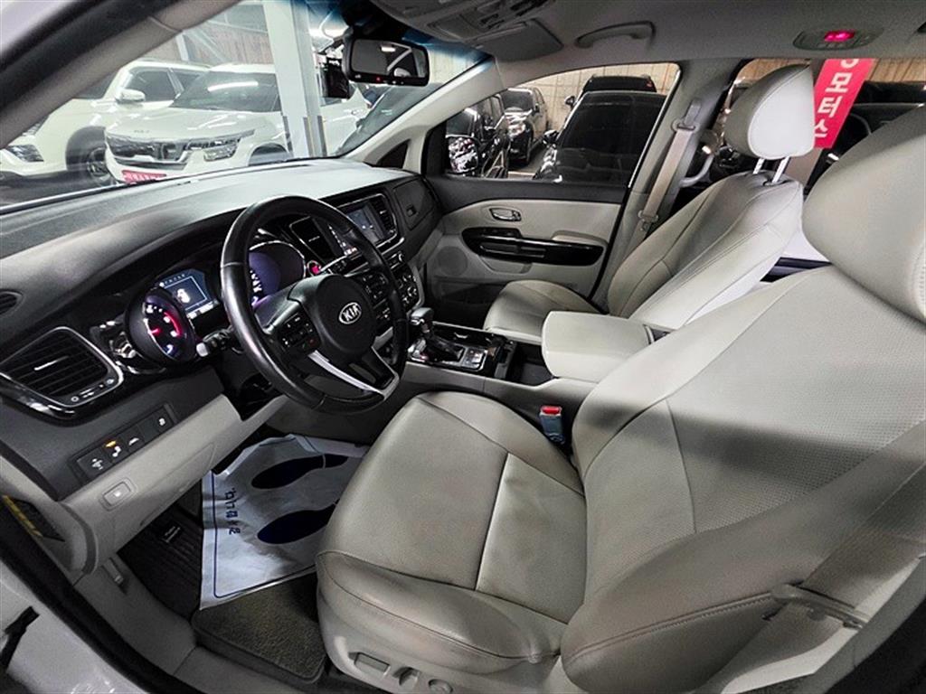 KIA Carnival 2018 Blanco - Importación desde Corea - HF Imports Iquique - Foto 14