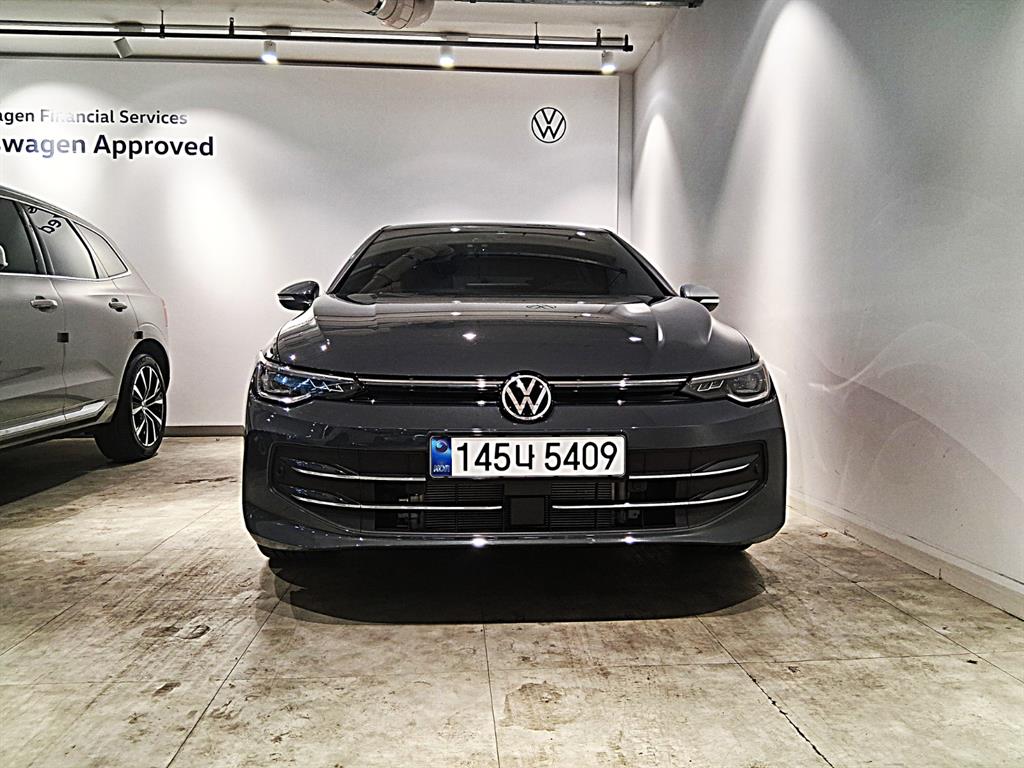 Volkswagen Golf - Vista 2