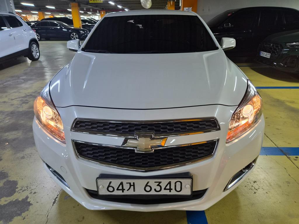 Chevrolet Malibu - Vista 5