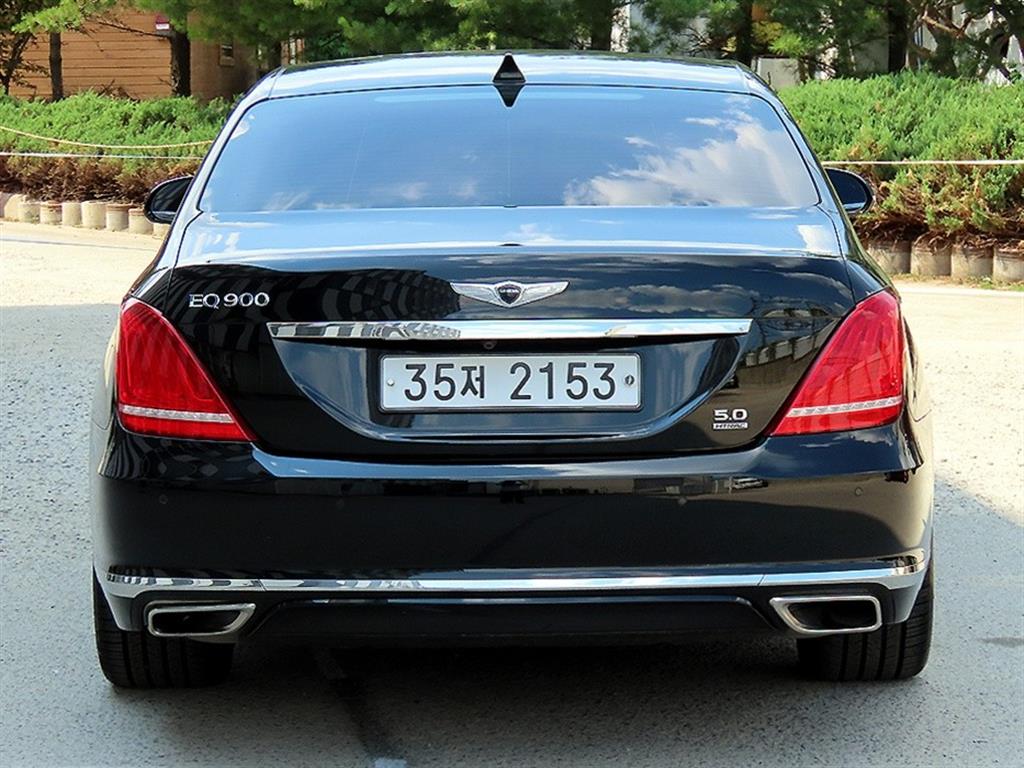 Genesis EQ900 - Vista 6