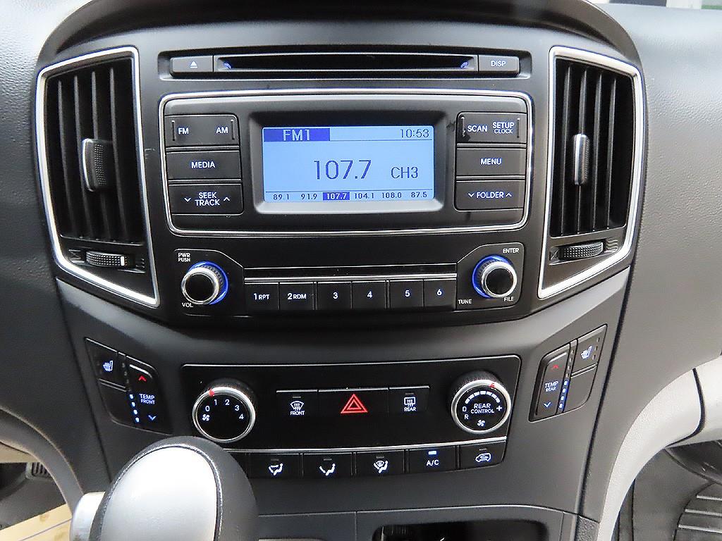 HYUNDAI Starex 2016 Gris - Importación desde Corea - HF Imports Iquique - Foto 16