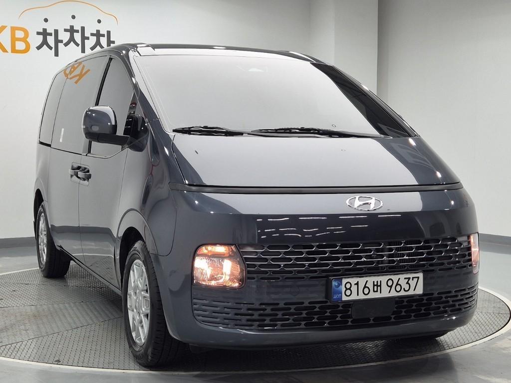 HYUNDAI Staria - Vista 6