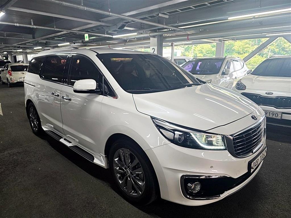 KIA Carnival 2018 Blanco - Importación desde Corea - HF Imports Iquique - Foto 1