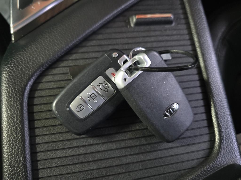 KIA K5 2013 Blanco - Importación desde Corea - HF Imports Iquique - Foto 16
