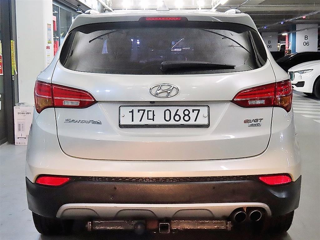 HYUNDAI Santa Fe - Vista 7