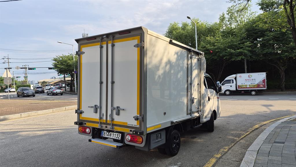 Small Truck Freezer Box(High Deck) - Vista 3
