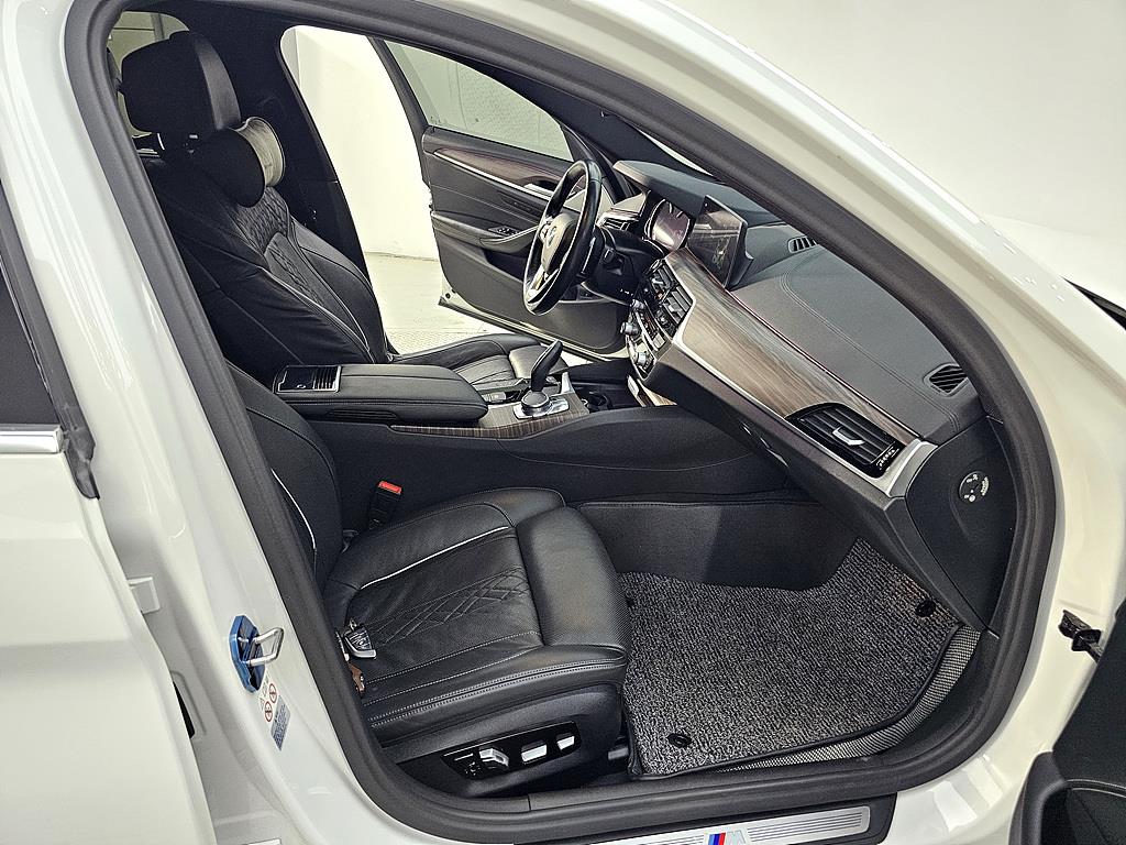 BMW 5 Series - Vista 12