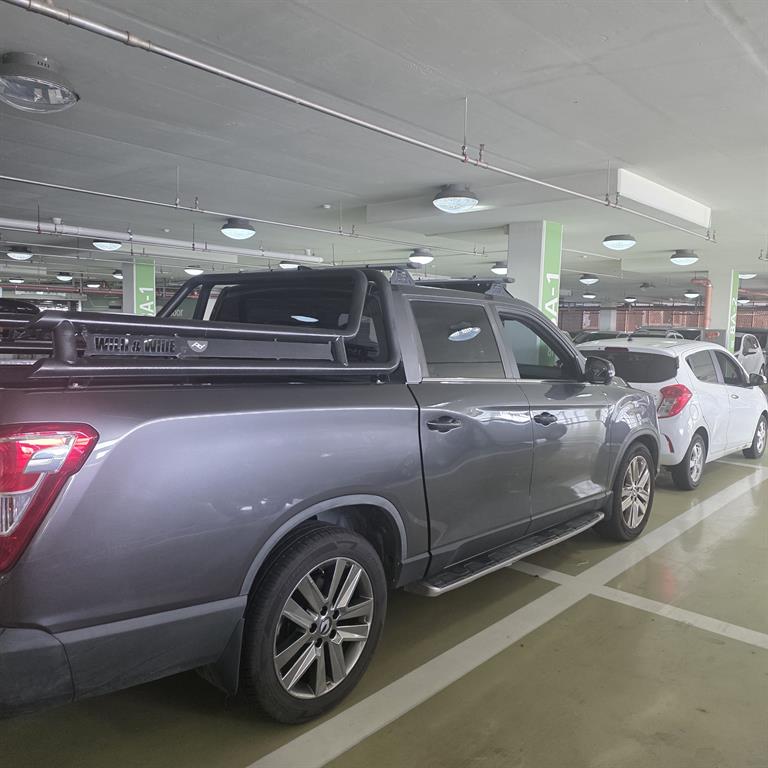Ssangyong Rexton - Vista 2